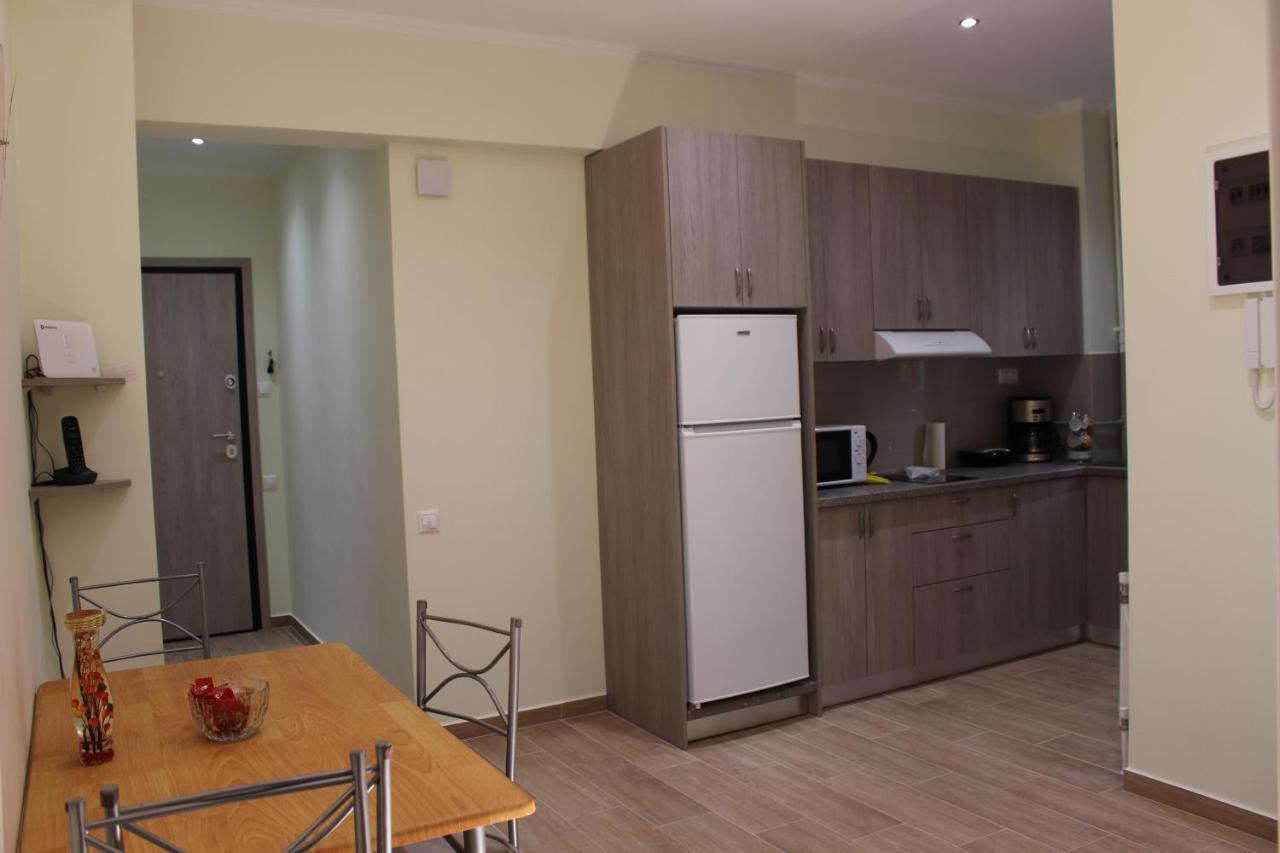 Comfortable Apartment In The Center Of アテネ エクステリア 写真