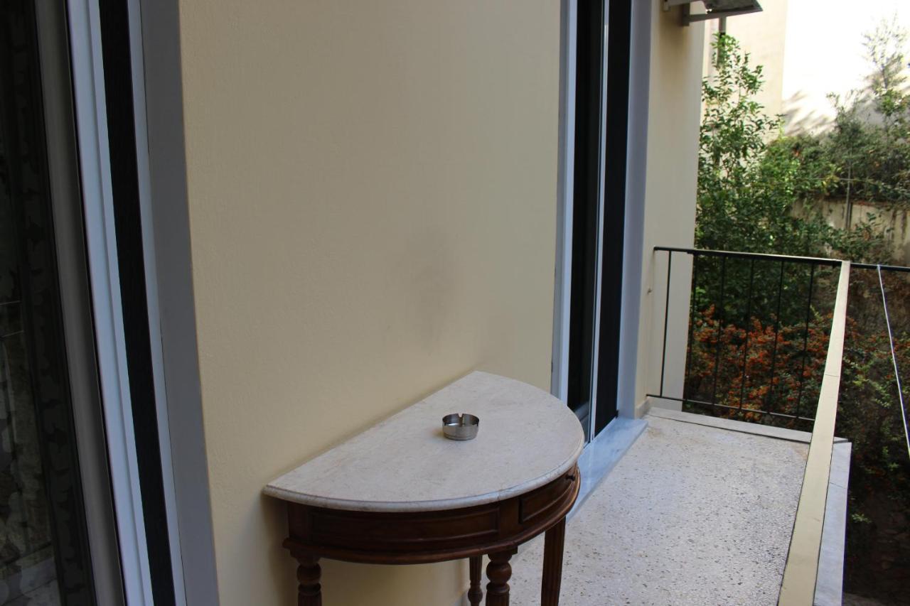 Comfortable Apartment In The Center Of アテネ エクステリア 写真