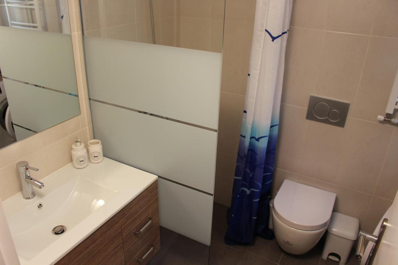Comfortable Apartment In The Center Of アテネ エクステリア 写真