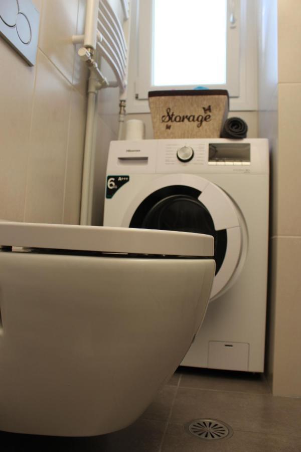 Comfortable Apartment In The Center Of アテネ エクステリア 写真