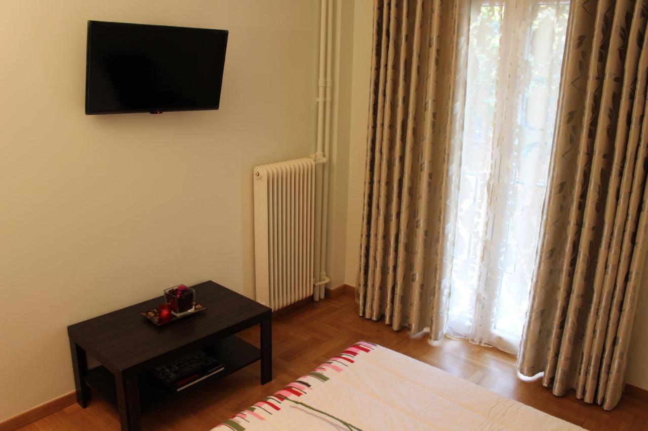 Comfortable Apartment In The Center Of アテネ エクステリア 写真